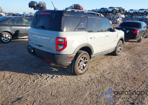 2023 Ford Bronco Sport Badlands z USA, uszkodzony, nr VIN 3FMCR9D92PRE06402